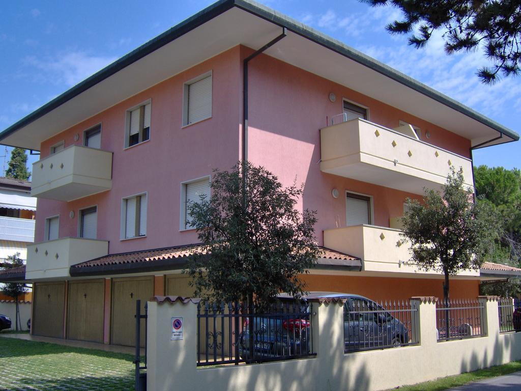 Villa Tripoli Bibione Exterior foto